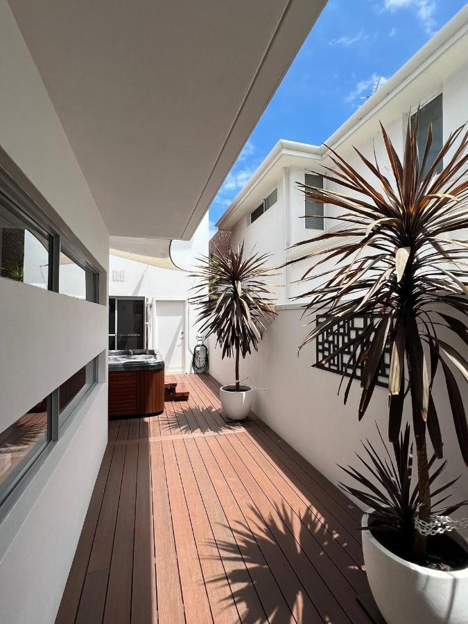 Ultra Stylish Fremantle Area Villa Luaran gambar