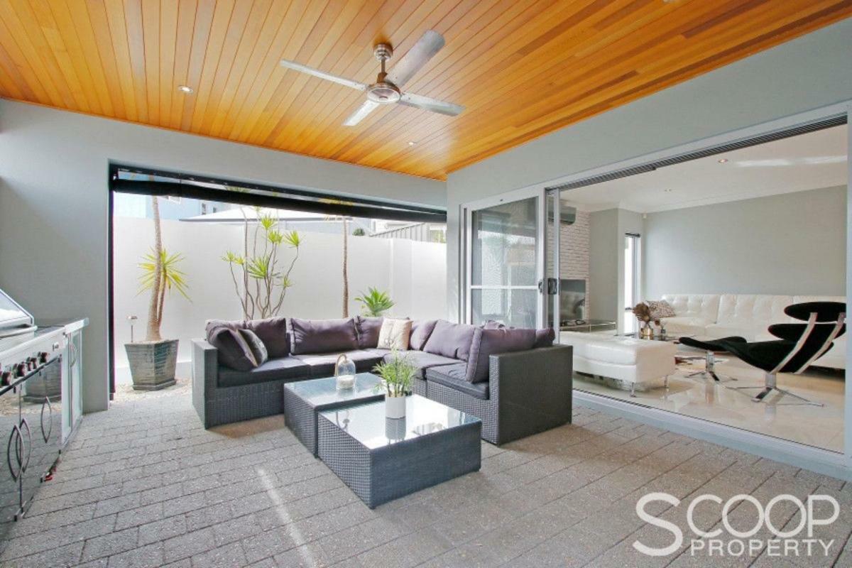 Ultra Stylish Fremantle Area Villa Luaran gambar